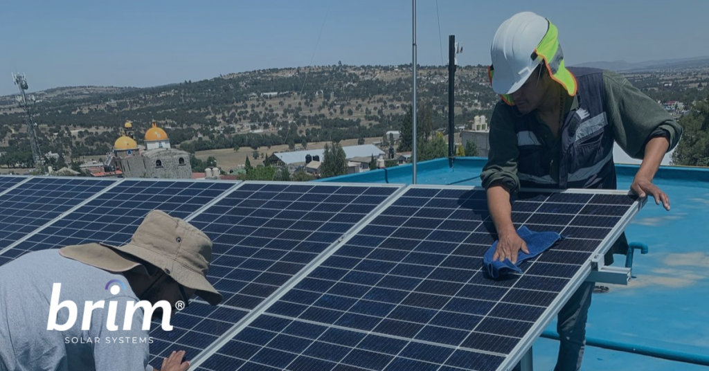 mantenimiento de paneles solares
